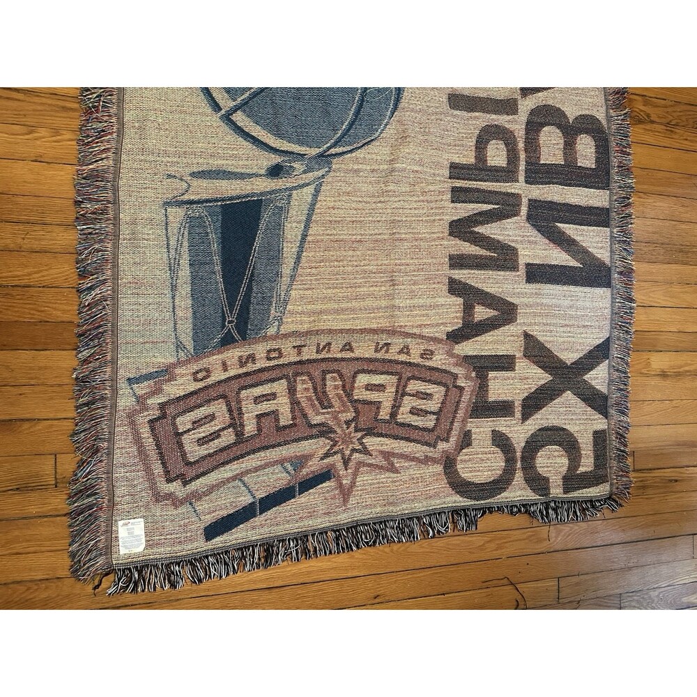 5X NBA Champion San Antonio Spurs Commemorative Tapestry Throw Blanket - Picture 12 of 14